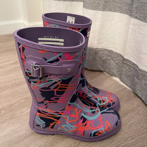 RARE HUNTER X Disney Mary Poppins Rain Boots SZ 8 - Picture 5 of 8